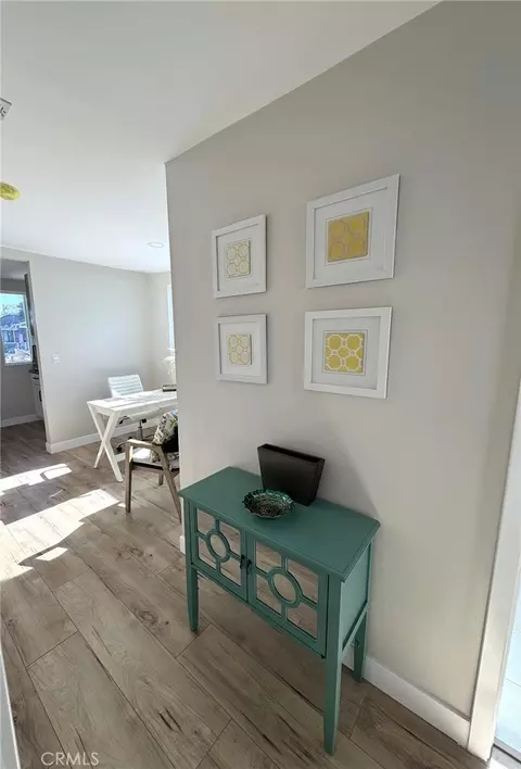Entry Way - 361 E 224th, Carson, CA 90745 photo 3 of 4