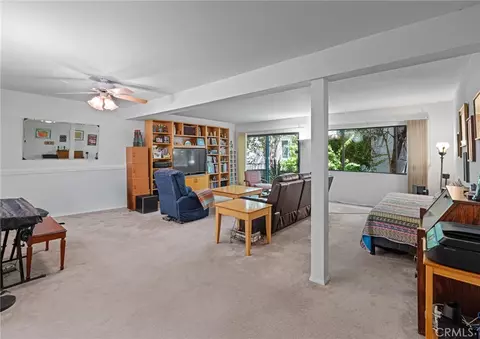 4700 Natick Ave #104, Sherman Oaks, CA 91403