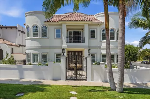 7220 W 80th, Los Angeles, CA 90045