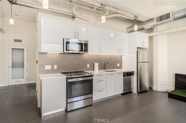939 S Broadway #1001, Los Angeles, CA 90015