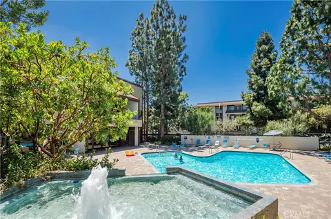 6000 Canterbury Dr #D113, Culver City, CA 90230