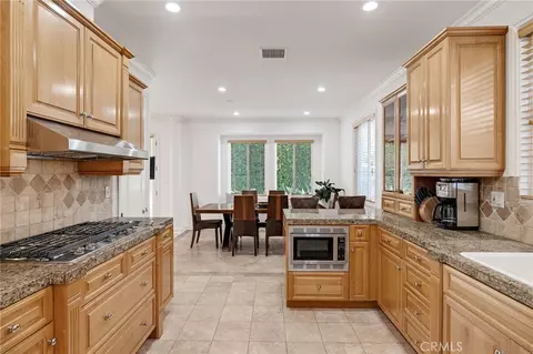 Kitchen - 2115 Pullman Ln #B, Redondo Beach, CA 90278 photo 2 of 4