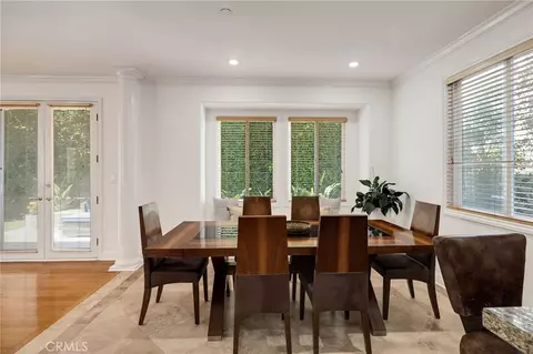 Dining - 2115 Pullman Ln #B, Redondo Beach, CA 90278 photo 1 of 2