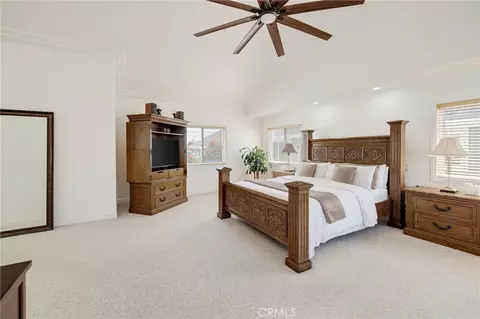 Bedroom - 2115 Pullman Ln #B, Redondo Beach, CA 90278 photo 2 of 2