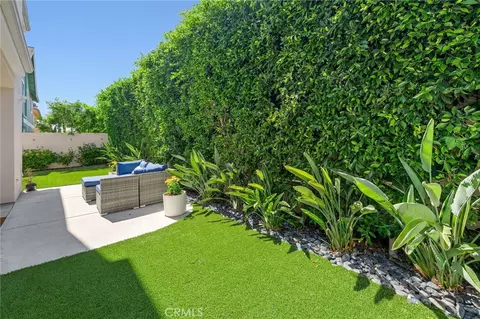 Exterior - 2115 Pullman Ln #B, Redondo Beach, CA 90278 photo 1 of 2