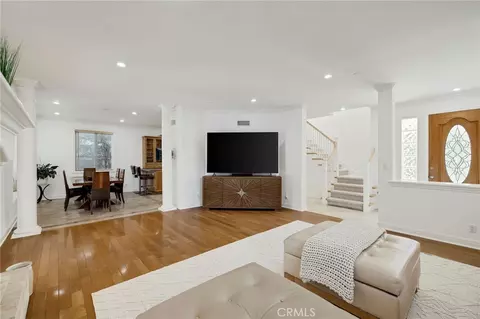 Living - 2115 Pullman Ln #B, Redondo Beach, CA 90278 photo 4 of 5