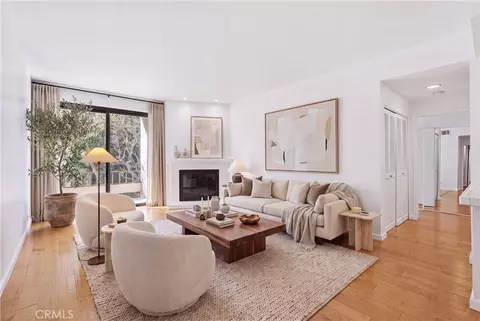 8675 Falmouth #221, Playa Del Rey, CA 90293