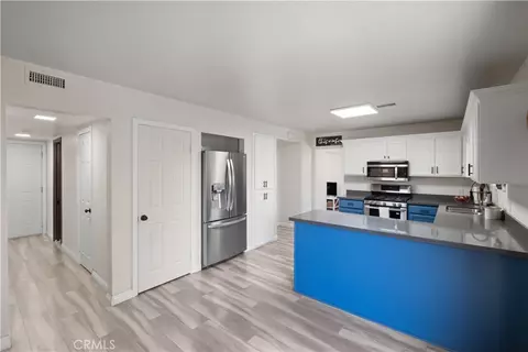 Kitchen - 17333 Towne Ct, Carson, CA 90746 photo 3 of 4