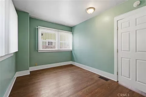 Bedroom - 724 Elm Ave, Long Beach, CA 90813 photo 1 of 15