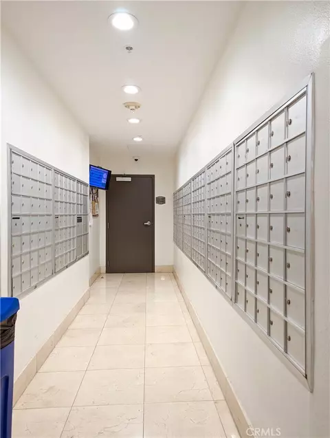 Entry Way - 388 E Ocean, Long Beach, CA 90802 photo 4 of 4
