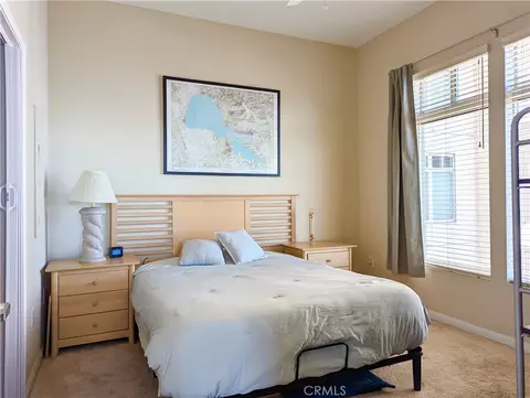 Bedroom - 388 E Ocean, Long Beach, CA 90802 photo 3 of 3