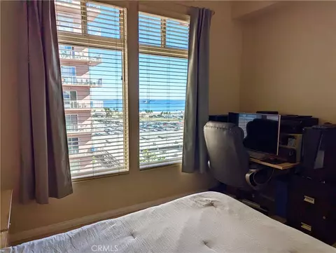Bedroom - 388 E Ocean, Long Beach, CA 90802 photo 1 of 3