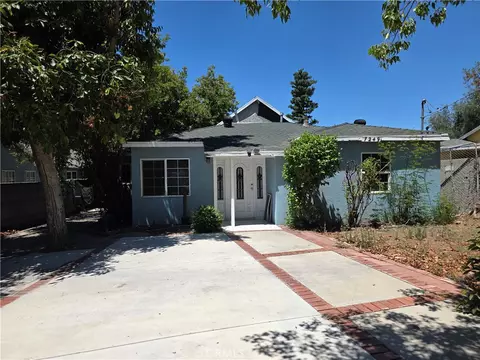 7249 Loma Verde Ave, Canoga Park, CA 91303