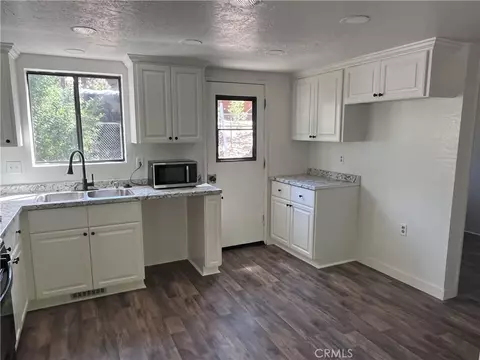 1587 Ross, Wrightwood, CA 92397 photo 5
