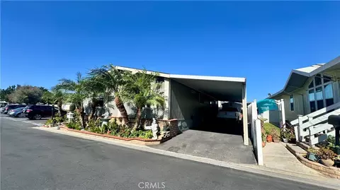 10550 Western, Stanton, CA 90680 photo 2