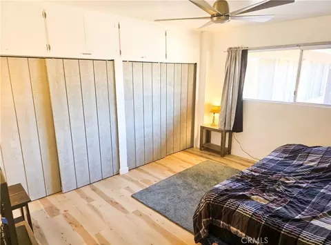 Bedroom - 527 Cedar Ave #2E, Long Beach, CA 90802 photo 2 of 4