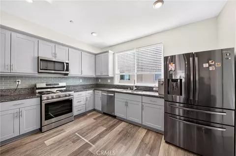 Kitchen - 14057 Ruby Ln #4, Gardena, CA 90247 photo 3 of 8