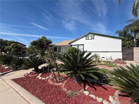 479 Carleton Ave, Claremont, CA 91711