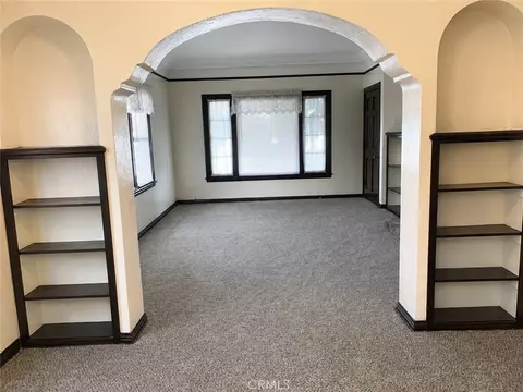 Living - 3822 E 7th St, Long Beach, CA 90804 photo 3 of 8