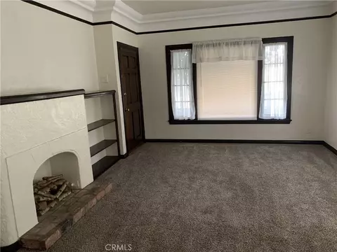 Living - 3822 E 7th St, Long Beach, CA 90804 photo 4 of 8