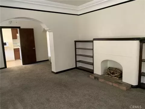 Living - 3822 E 7th St, Long Beach, CA 90804 photo 5 of 8