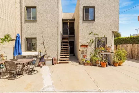 Exterior - 3822 E 7th St, Long Beach, CA 90804 photo 7 of 10