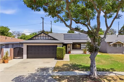 Exterior - 2839 E Tyler St, Carson, CA 90810 photo 7 of 8