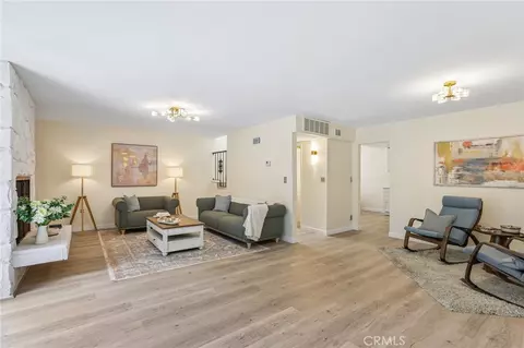 8105 Redlands St #107, Playa Del Rey, CA 90293