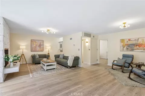 8105 Redlands St #107, Playa Del Rey, CA 90293