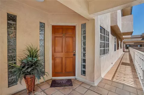 321 W Queen St #20, Inglewood, CA 90301