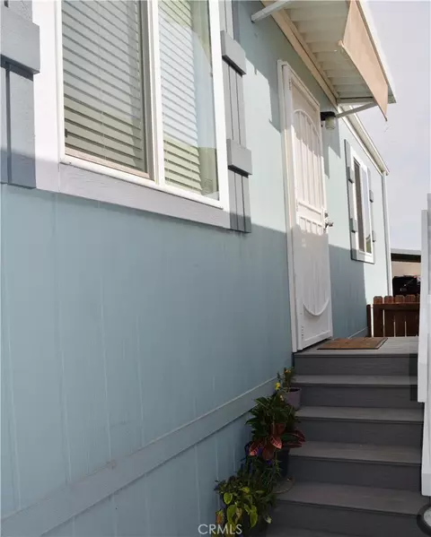16600 Downey #77, Paramount, CA 90723 photo 2