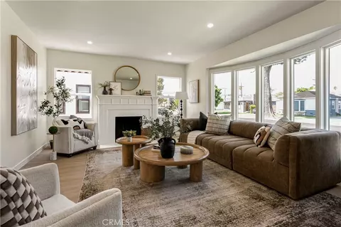 3880 Olmsted Ave, Los Angeles, CA 90008