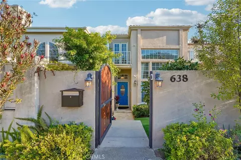 638 Rosecrans Ave, Manhattan Beach, CA 90266