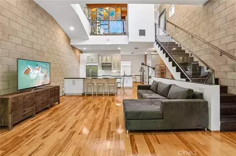 717 N Highland Ave #21, Los Angeles, CA 90038