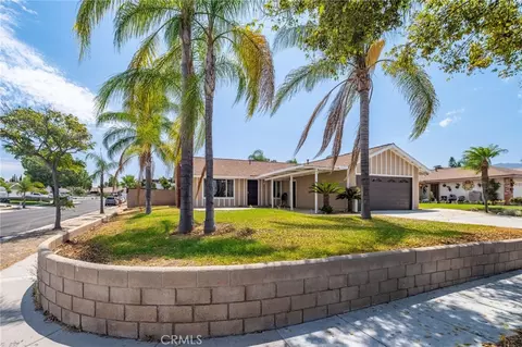 Exterior - 1002 Aspen St, Corona, CA 92879 photo 1 of 8