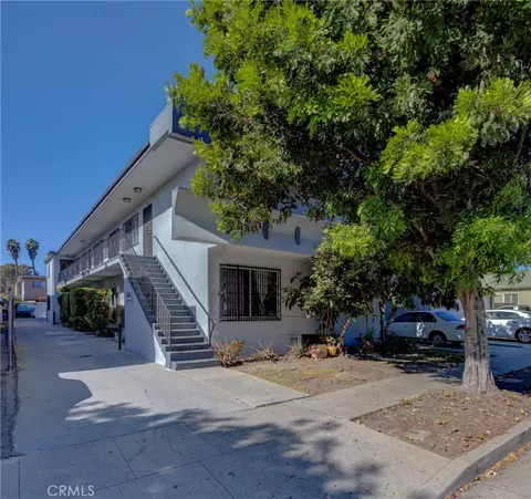 2615 Chariton St, Los Angeles, CA 90034
