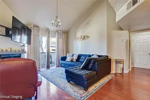 Living - 20253 Keswick, Winnetka, CA 91306 photo 2 of 3