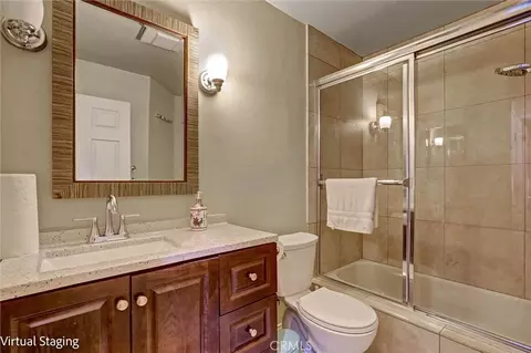 Bath - 20253 Keswick, Winnetka, CA 91306 photo 3 of 3