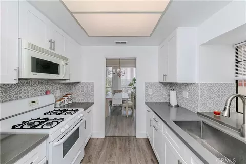 2567 Plaza Del Amo #109, Torrance, CA 90503