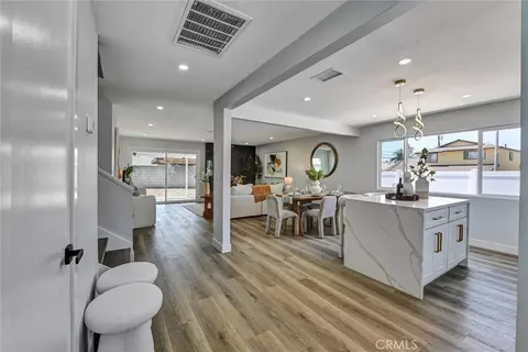 Entry Way - 1606 E Fernrock, Carson, CA 90746 photo 1 of 1
