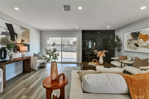 Living - 1606 E Fernrock, Carson, CA 90746 photo 2 of 4