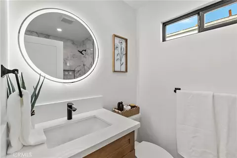 Bath - 447 E Adair St, Long Beach, CA 90805 photo 1 of 4