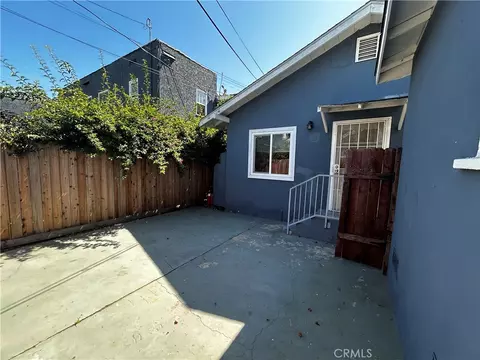 Exterior - 932 Walnut, Long Beach, CA 90813 photo 2 of 4