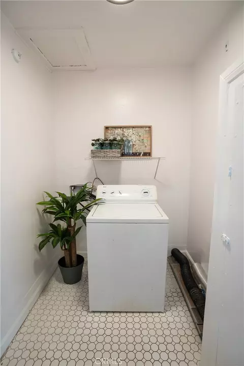 Other - 932 Walnut, Long Beach, CA 90813 photo 8 of 11