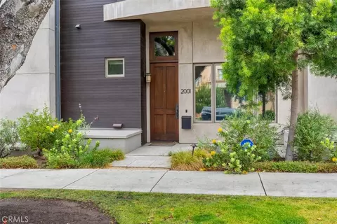 2001 Idaho, Santa Monica, CA 90403