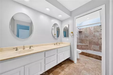 Bath - 1124 Powell Dr, Placentia, CA 92870 photo 3 of 5