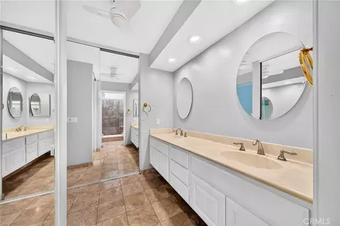 Bath - 1124 Powell Dr, Placentia, CA 92870 photo 4 of 5
