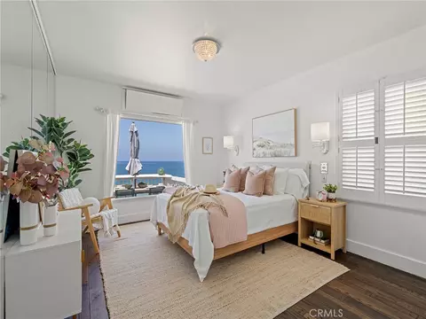 Bedroom - 809 Esplanade, Redondo Beach, CA 90277 photo 1 of 6