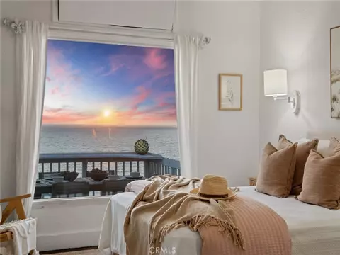 Bedroom - 809 Esplanade, Redondo Beach, CA 90277 photo 3 of 6