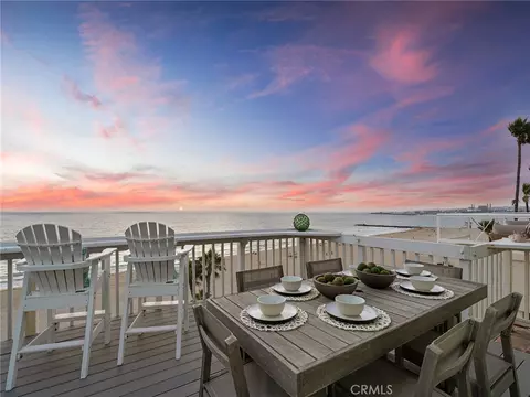 Exterior - 809 Esplanade, Redondo Beach, CA 90277 photo 11 of 11